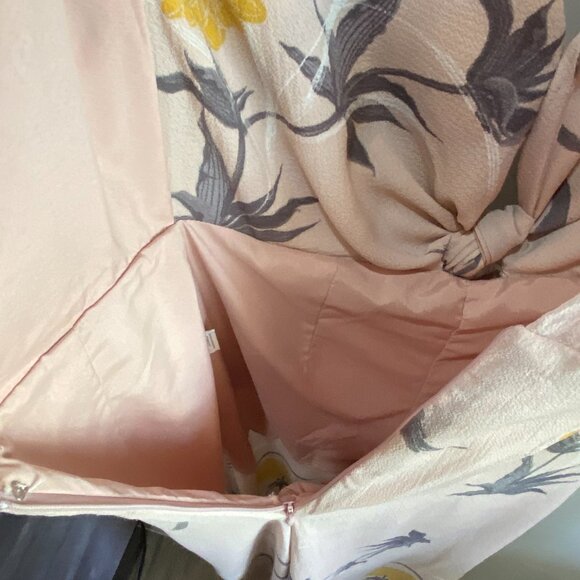 White Closet | Jumpsuit Floral Wide-Legl |‎ Size S Women's - Picture 7 of 13